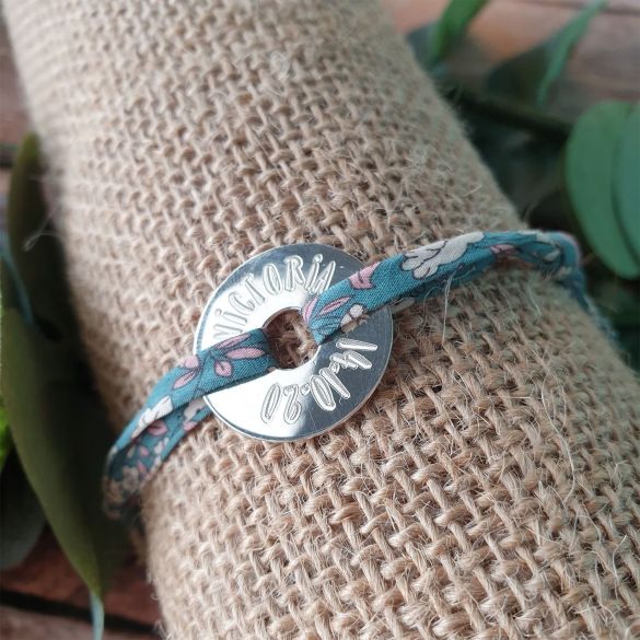 Bracelet cordon Liberty personnalisable avec médaillon percé en argent 925